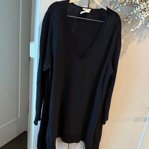 Caslon Deep Black V-Neck Sweater